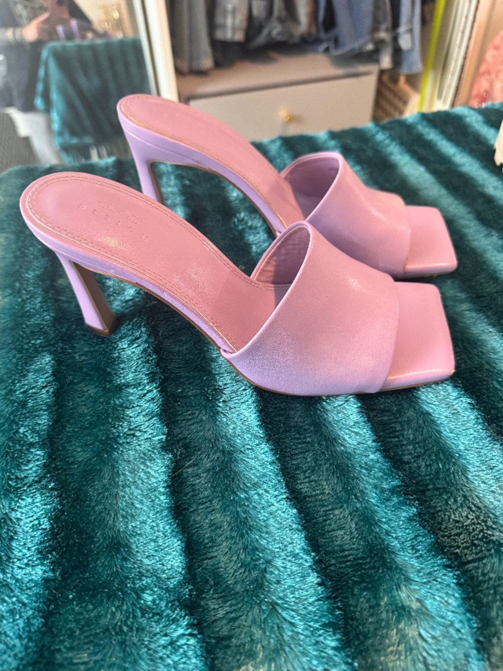 Purple mules